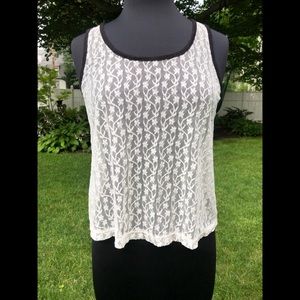 White lace F21 tank with black trim